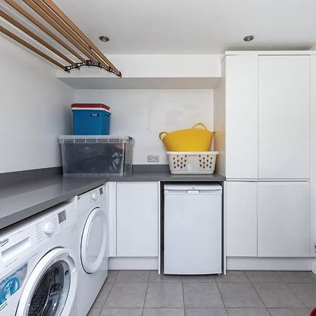 Family-Friendly Retreat Between Beach & Mountains Tremadog Exterior foto